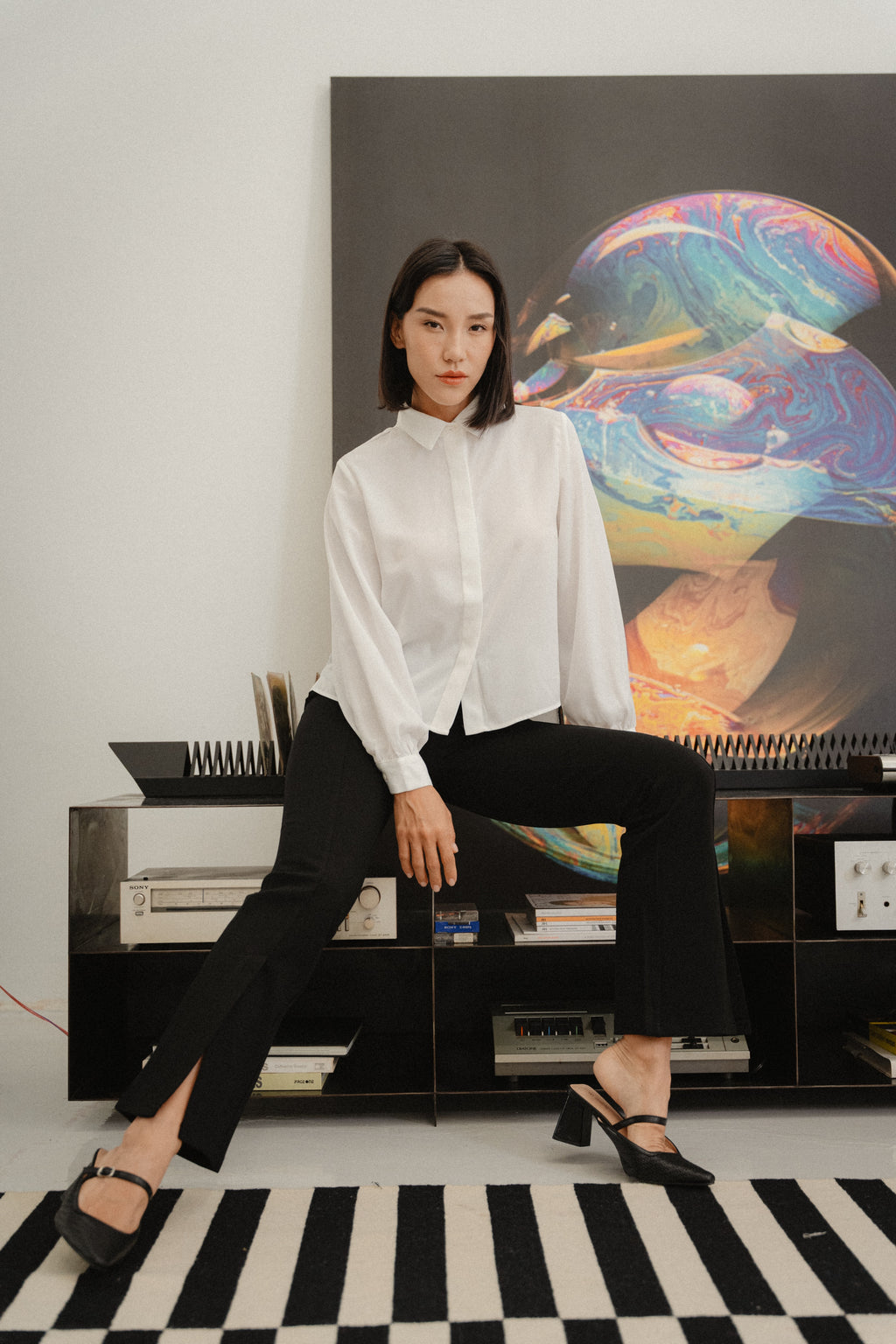 Tail blouse and bootcut pants