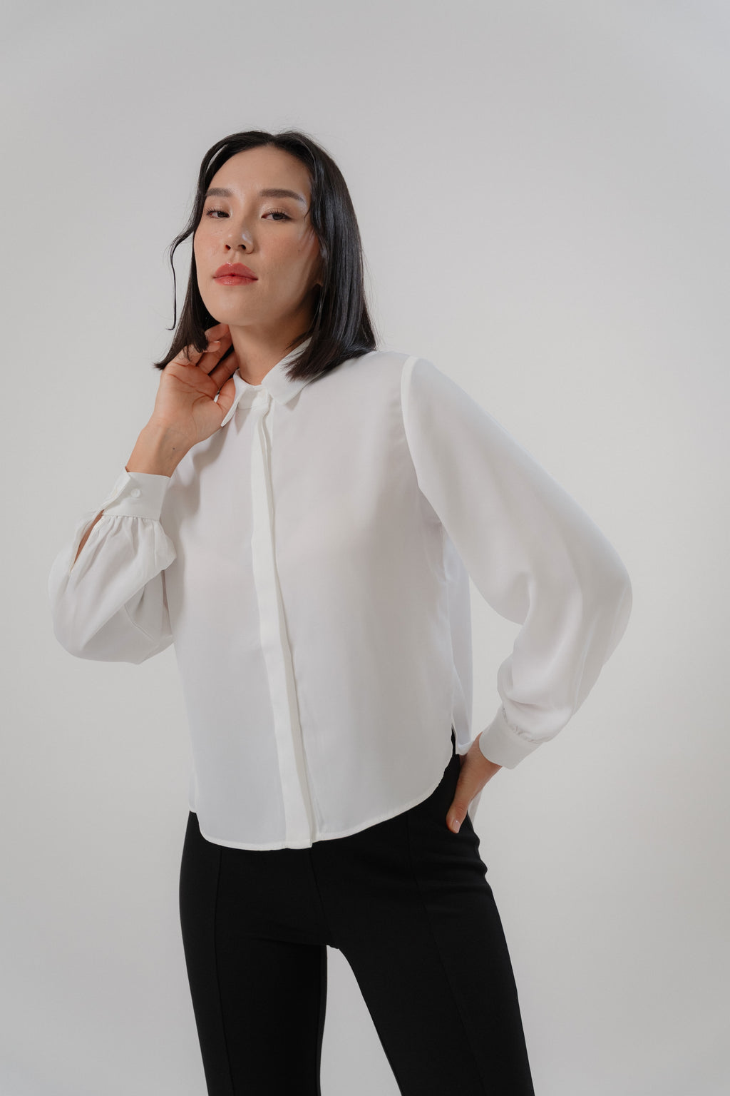 Collared Long Tail Blouse