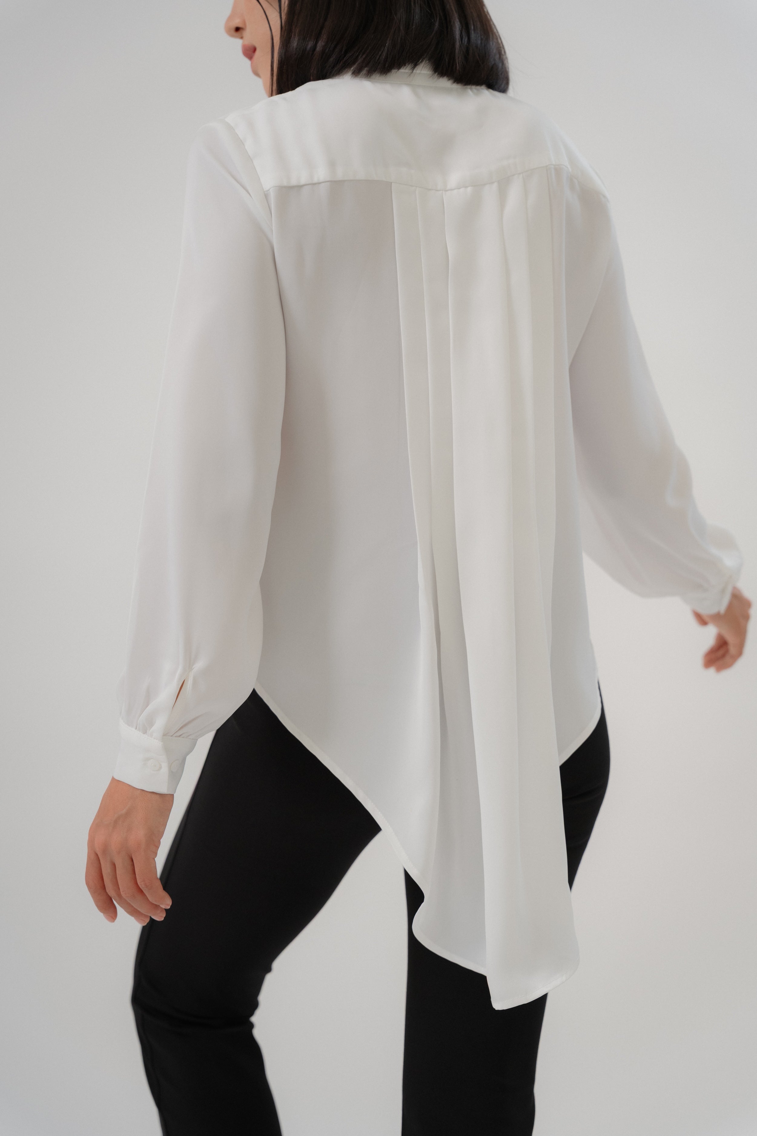 Collared Long Tail Blouse