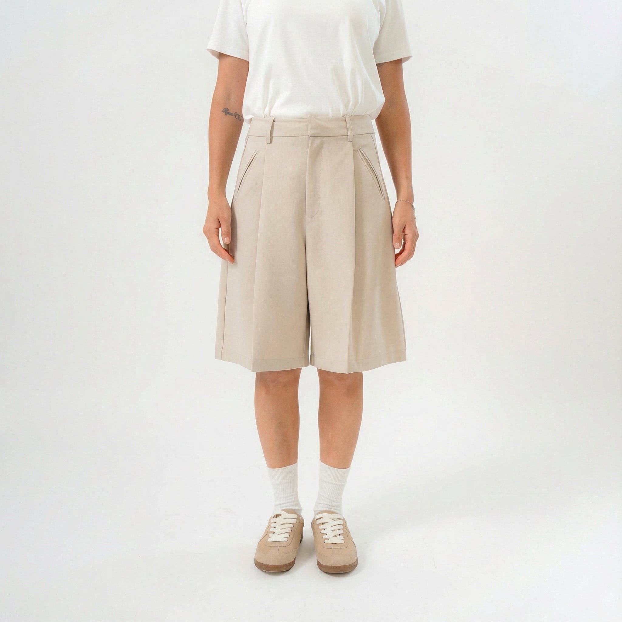 women beige bermuda pants with front pleats and pocket